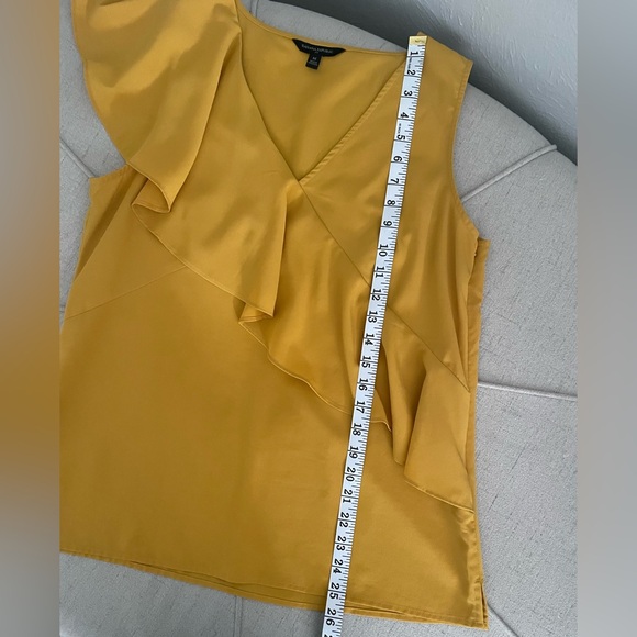 Banana Republic blouse - Picture 6 of 6